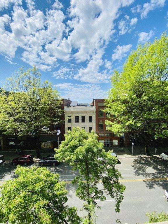 The Oxford Seattle-Downtown Hotel Exterior photo